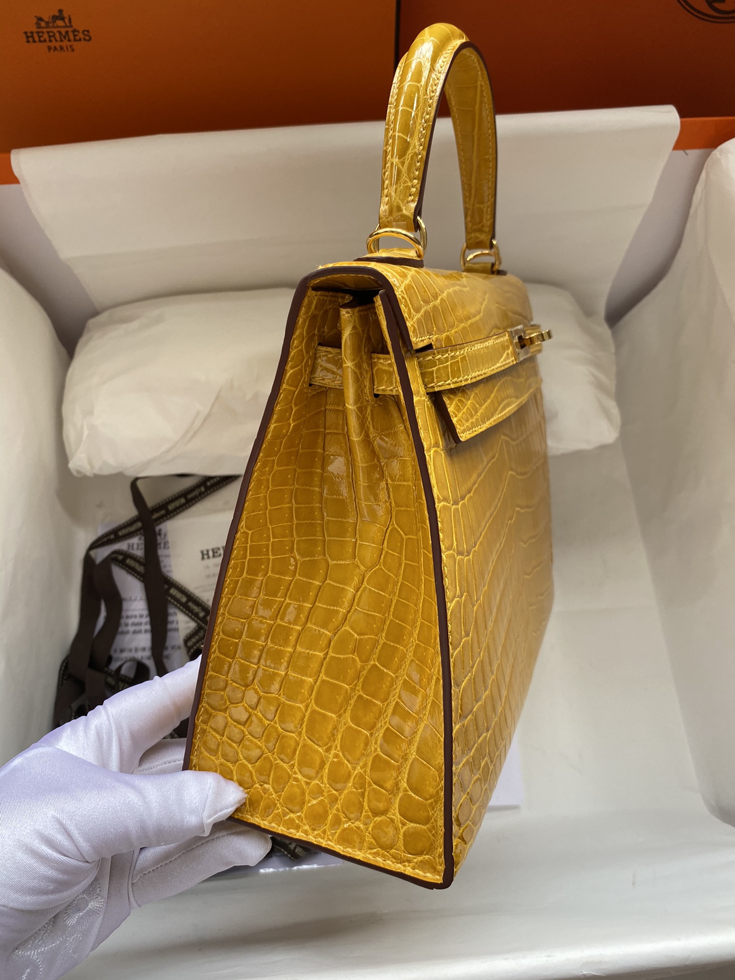 Hermes Kelly 25cm Handbag Shoulder Bag In Yellow Amber Shiny Crocodile Niloticus Leather